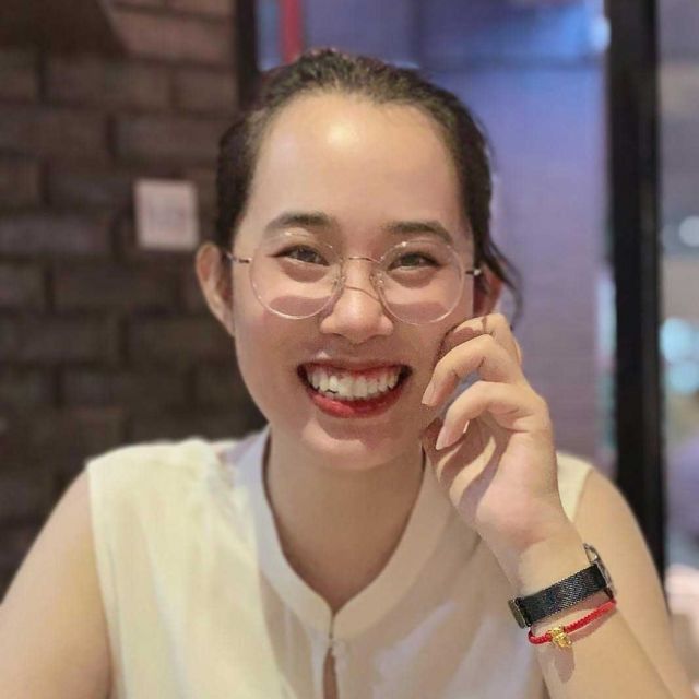 Photo of Louise Luying He