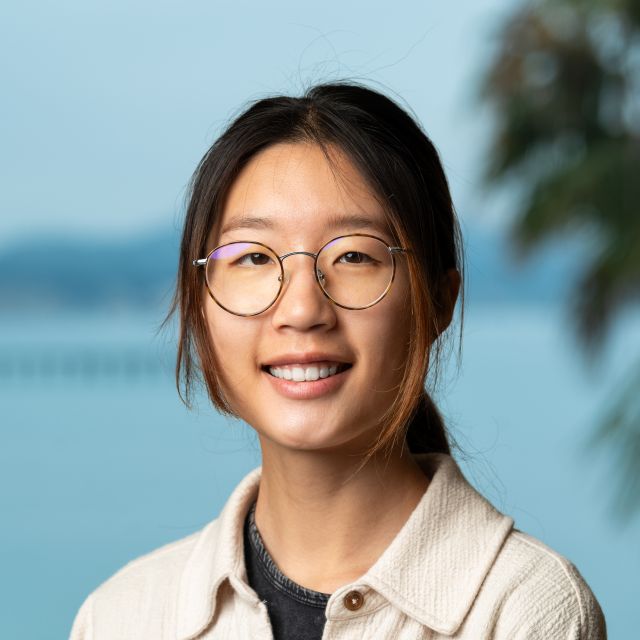 Headshot of Victoria Yang